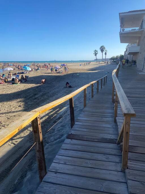 Primera Linea De Playa, Vistas Al Mar Benicàssim Buitenkant foto